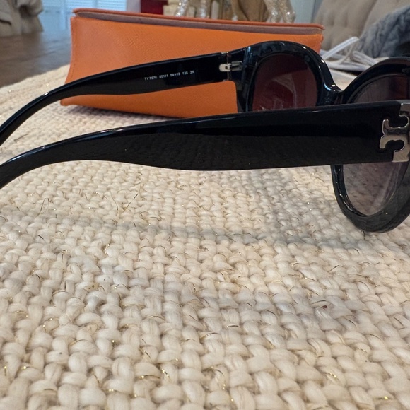 Tory Burch TY 7076 Black Sunglasses main image 8